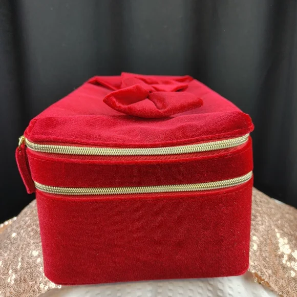 Estee Lauder Double Layer Makeup Train Case - Picture 3 of 7